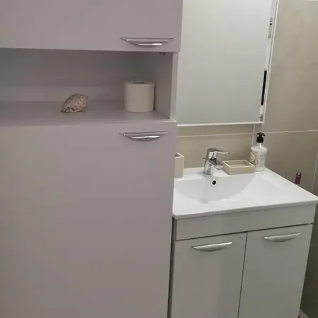 Sea View Apartman *